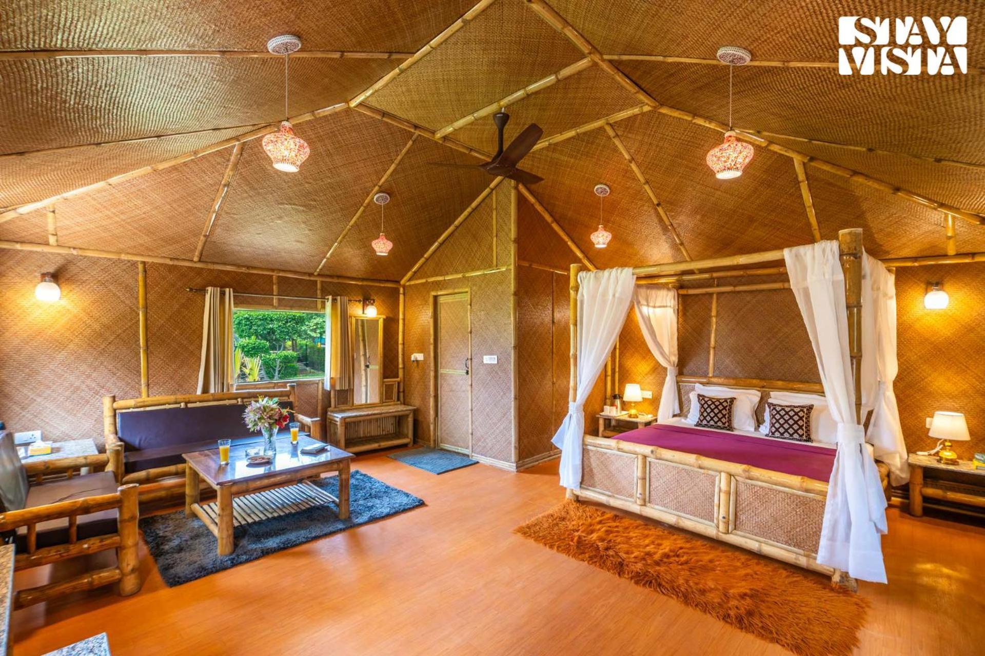 Stayvista At Maple Farms With Pool, Bbq & Bonfire Sohna Exterior foto