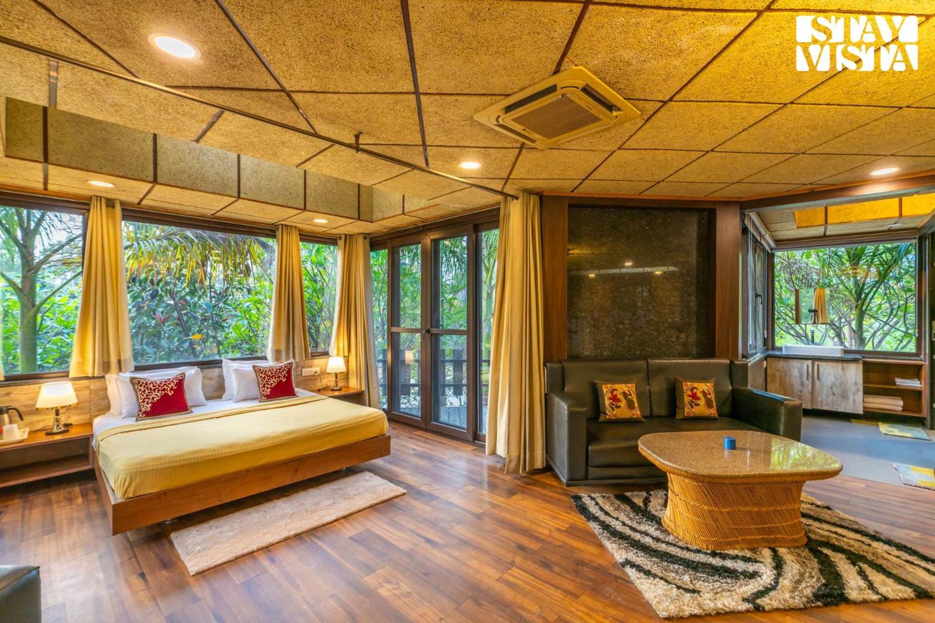 Stayvista At Maple Farms With Pool, Bbq & Bonfire Sohna Exterior foto